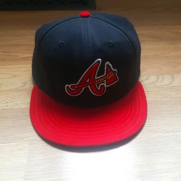 New Era Atlanta Braves fitted hat 7 3/8 - Picture 1 of 5